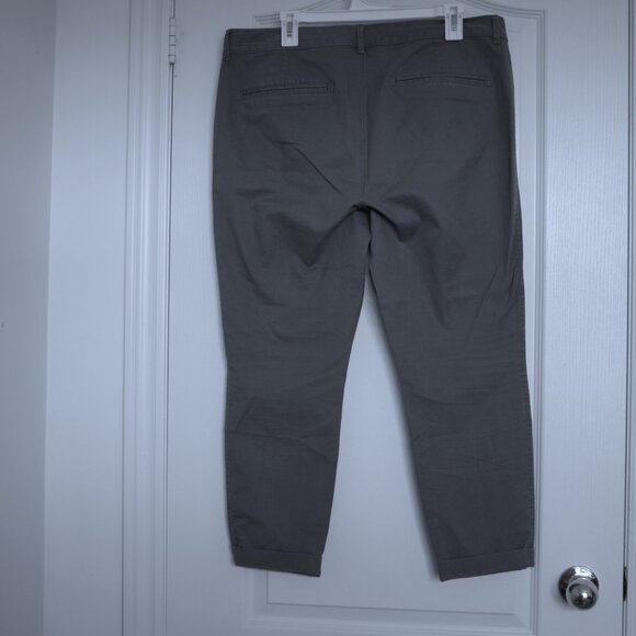 COPY - Old Navy grey Pixie Mid Rise pants size 14 - Picture 2 of 10